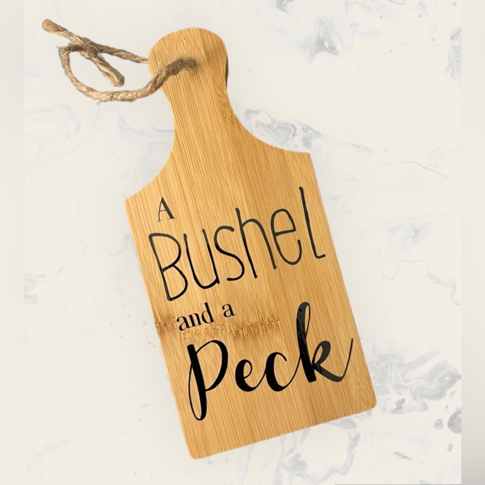 “A bushel and a peck” kitchen decor